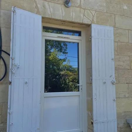 Apartament Maisonfamiliale Pugnac