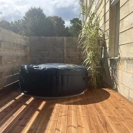 Apartament Maisonfamiliale Pugnac